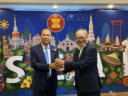 Vietnam assumes rotating chairmanship of ASEAN Committee in Washington D.C.